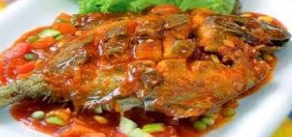 Resep Hidangan Utama - Ikan Bawal Goreng Mentega - Palmia 