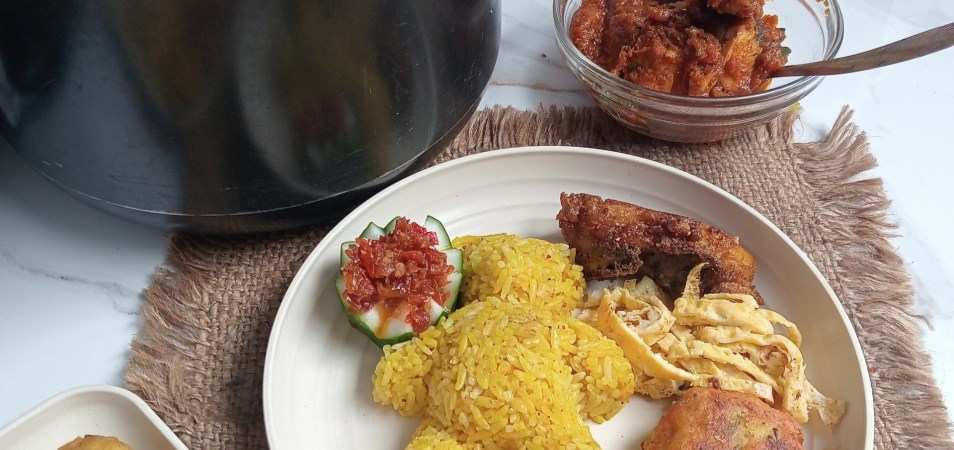 Nasi Kuning