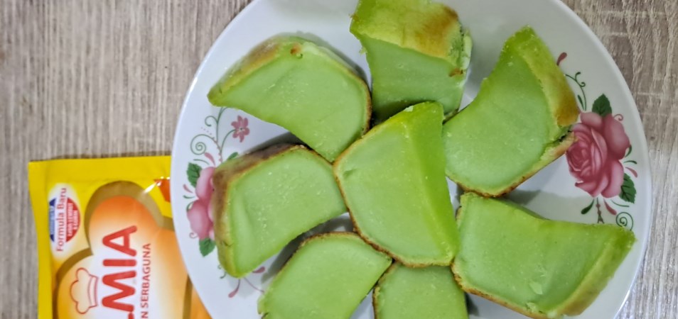 Kemojo Pandan Panggang