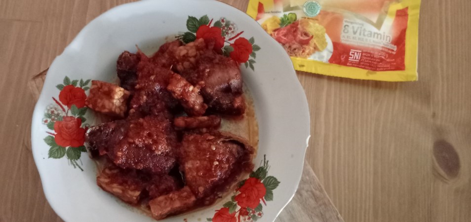 Sambal Pedas Manis Tempe Tongkol