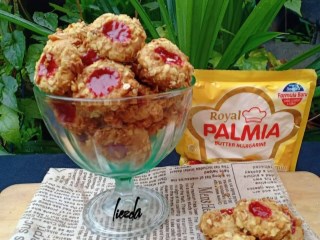 Oat Thumbprint Cookies Strawberry