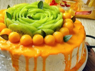 Condensed Milk Pandan Cake With Coulis Mango