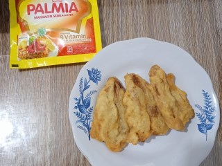 Pisang Lilin Goreng Tepung