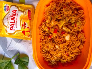 Mie Goreng Bakso Kol Tiram